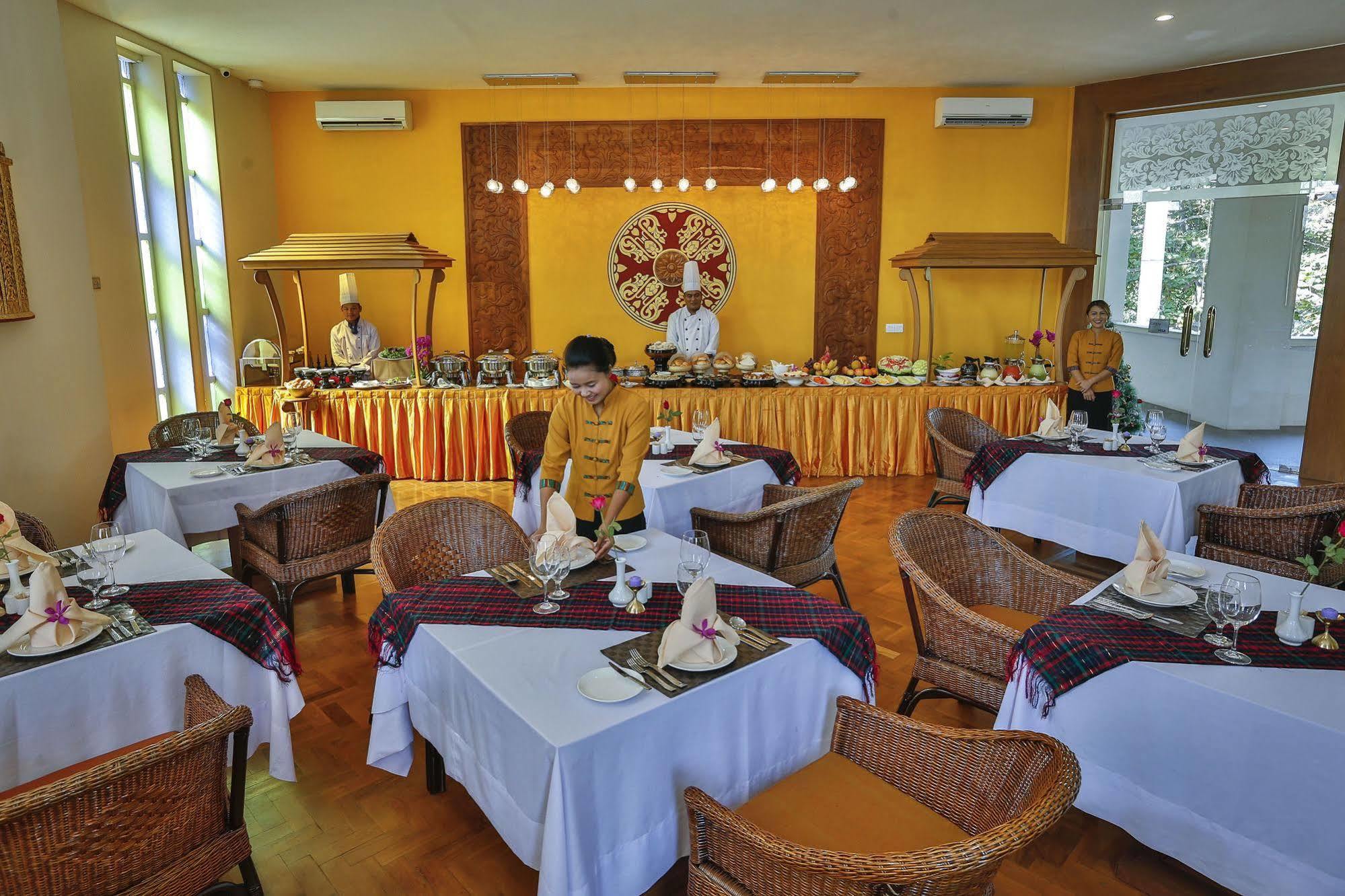 Hotel Amazing Mandalay Exteriör bild